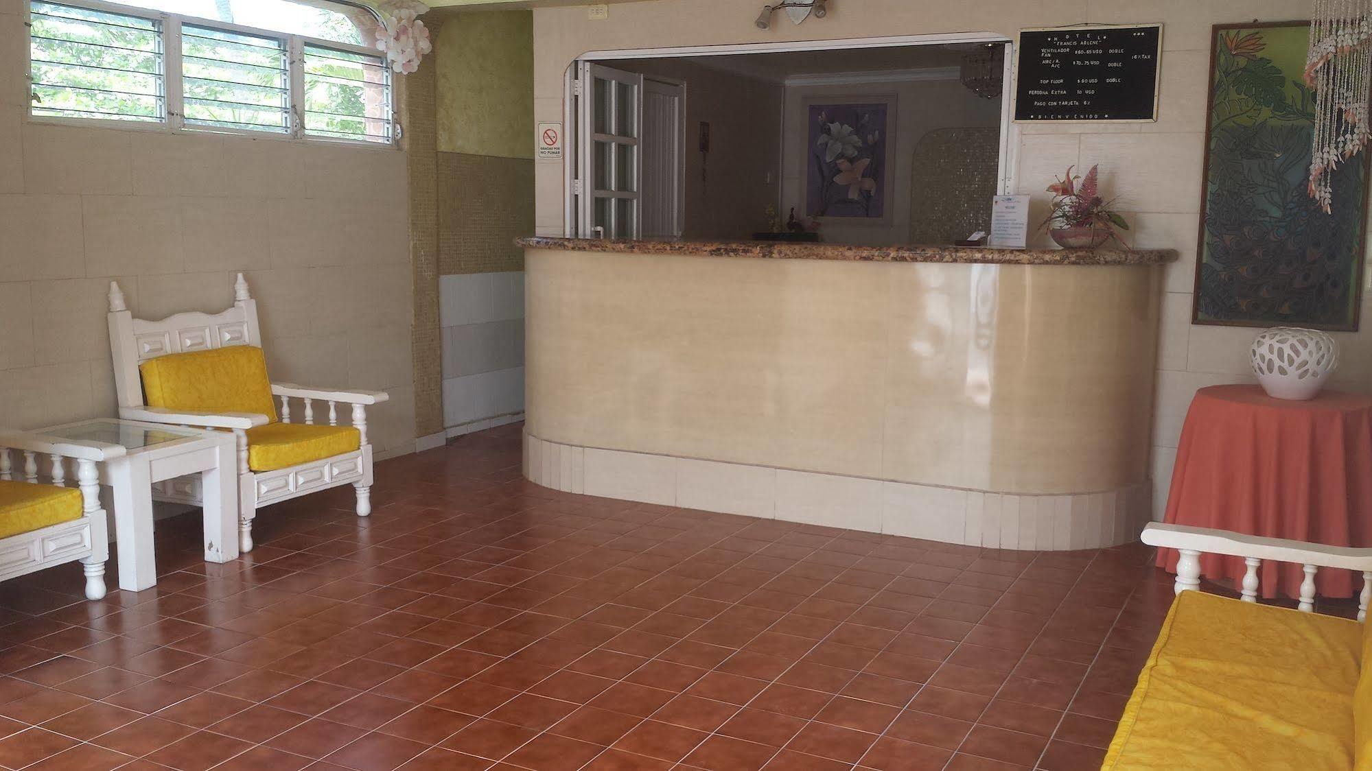 Hotel Francis Arlene Adults Only Ilha das Mulheres Exterior foto
